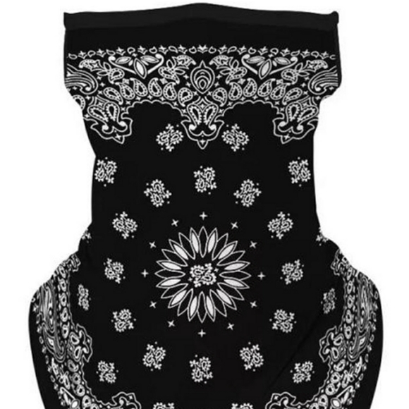 Black Bandana Platform Heels & Matching Face Mask - Picture 2 of 10